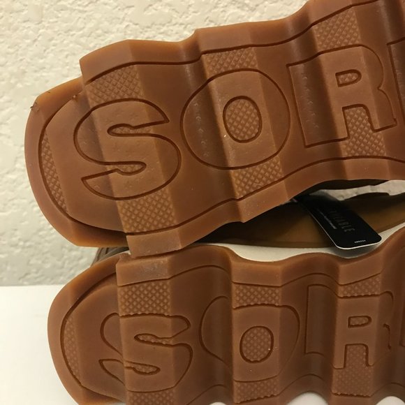 Sold on e - Picture 8 of 12